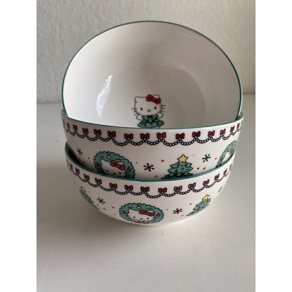 Set Of 3‎ Sanrio Hello Kitty Ceramic 27 Oz Bowl Christmas Tree Dress Snowflake